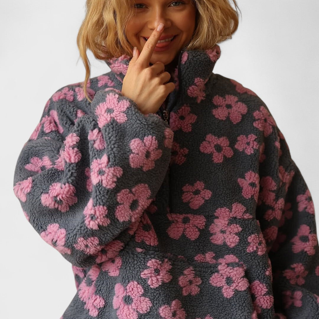 Avelynia- Polar fleece Flowering