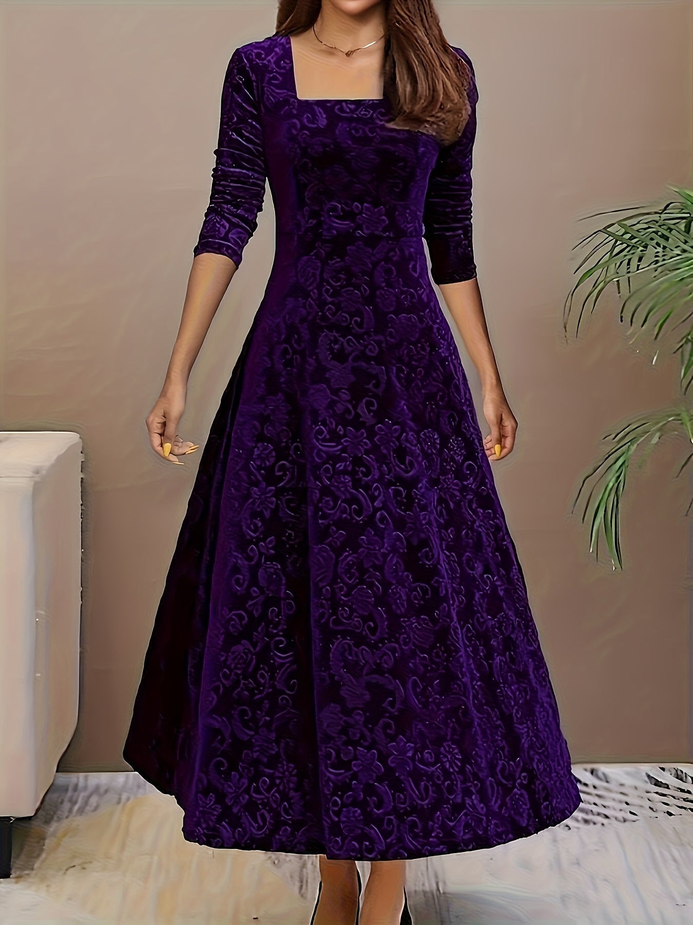 Nina | Elegant Velvet Dress