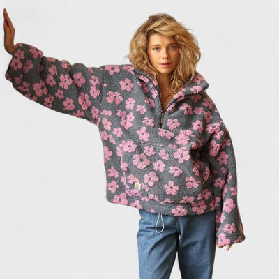 Avelynia- Polar fleece Flowering