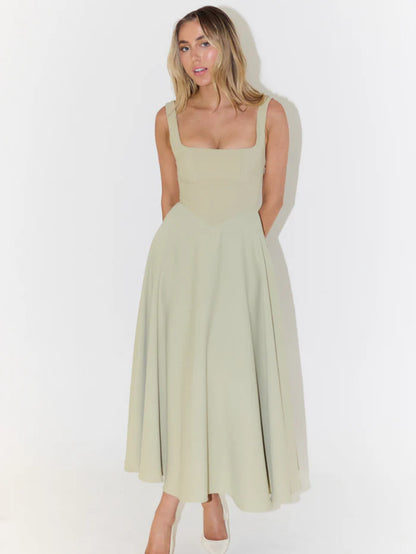 Avelynia Luna Dress